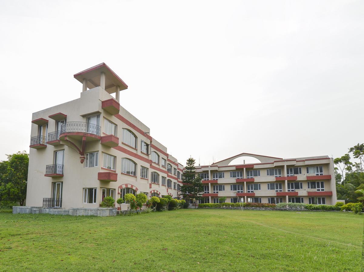 Oyo 15149 Hotel Ajoy Minar Мандармани Экстерьер фото